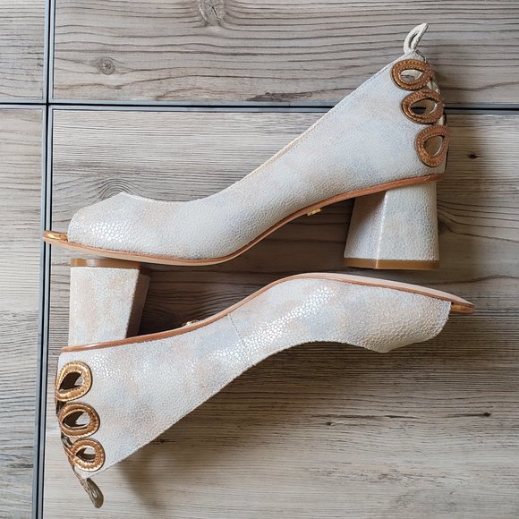 Anthropologie Off-White Peep-toe US07 EU38 - Picture 1 of 6
